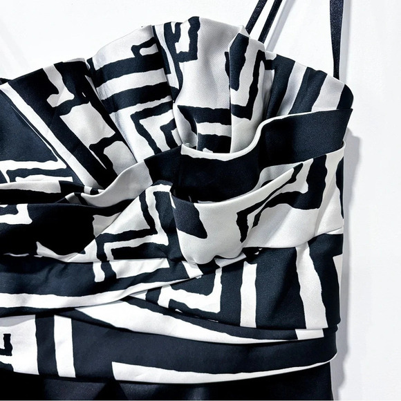 MAX & CLEO Black strapless  dress - Picture 3 of 8